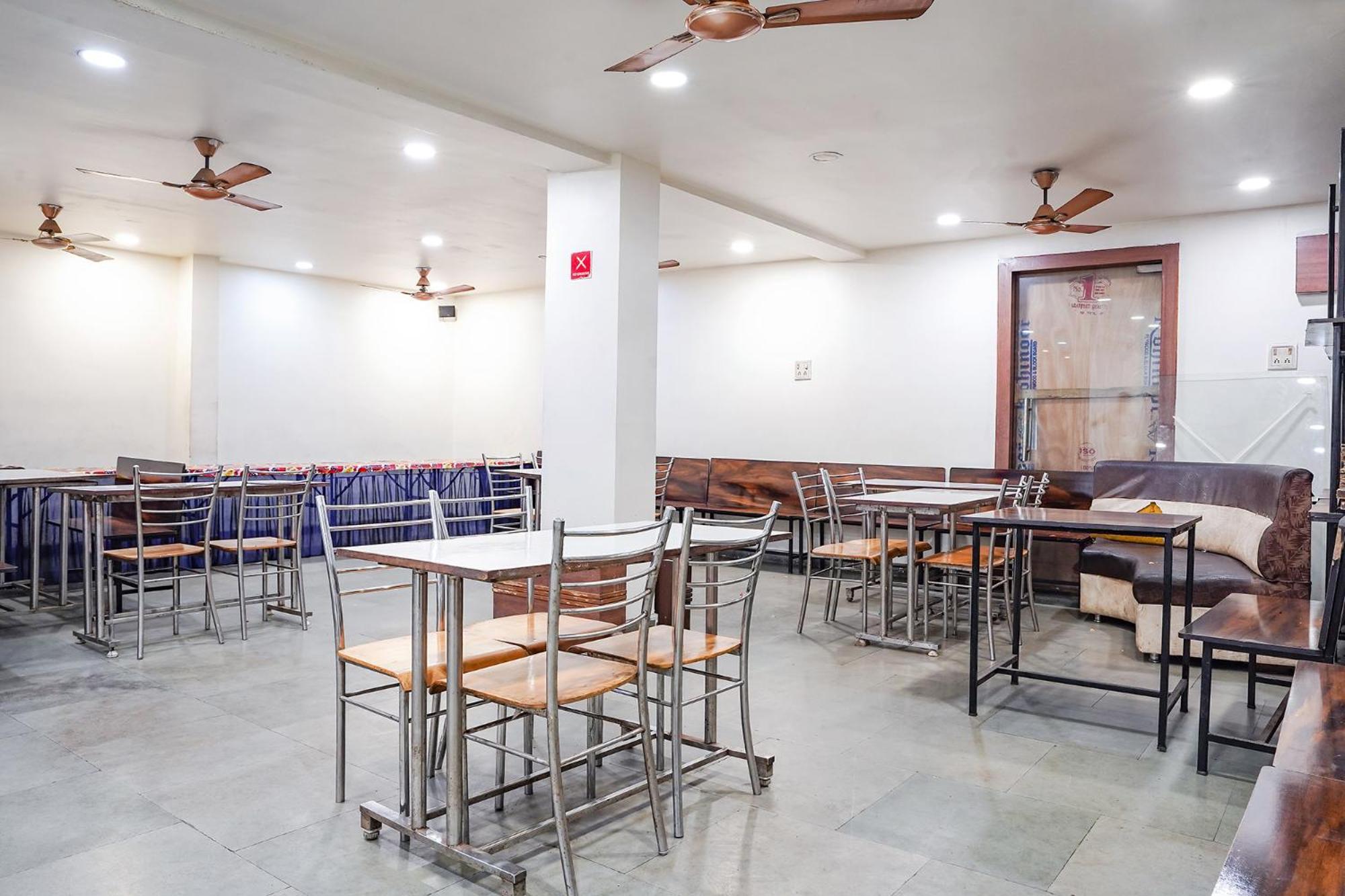 Treebo Hotel Ashirwad Bhopal Exterior photo